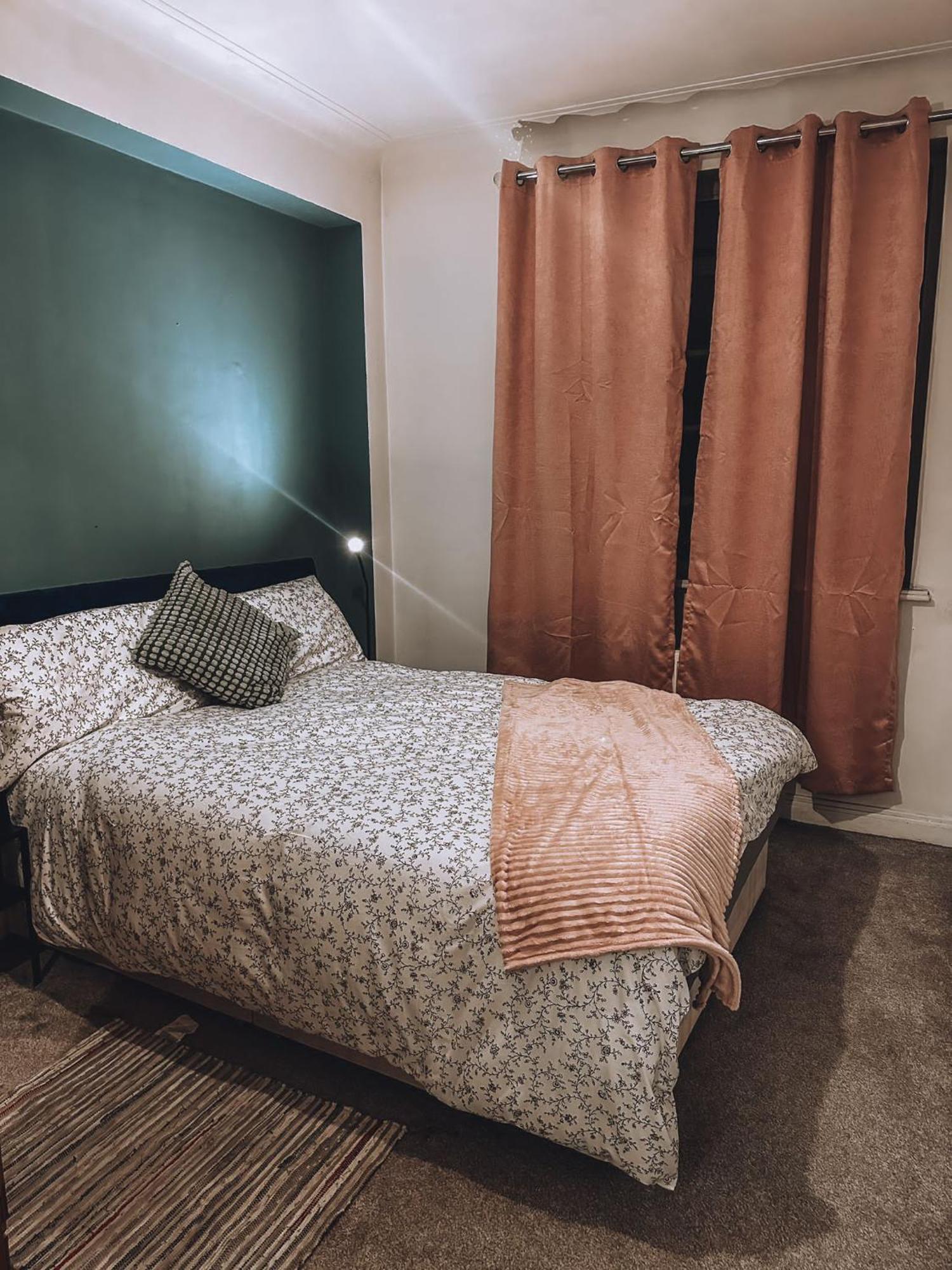 Cosy 2 Bedroom Apartment In Swiss Cottage. Londra Esterno foto