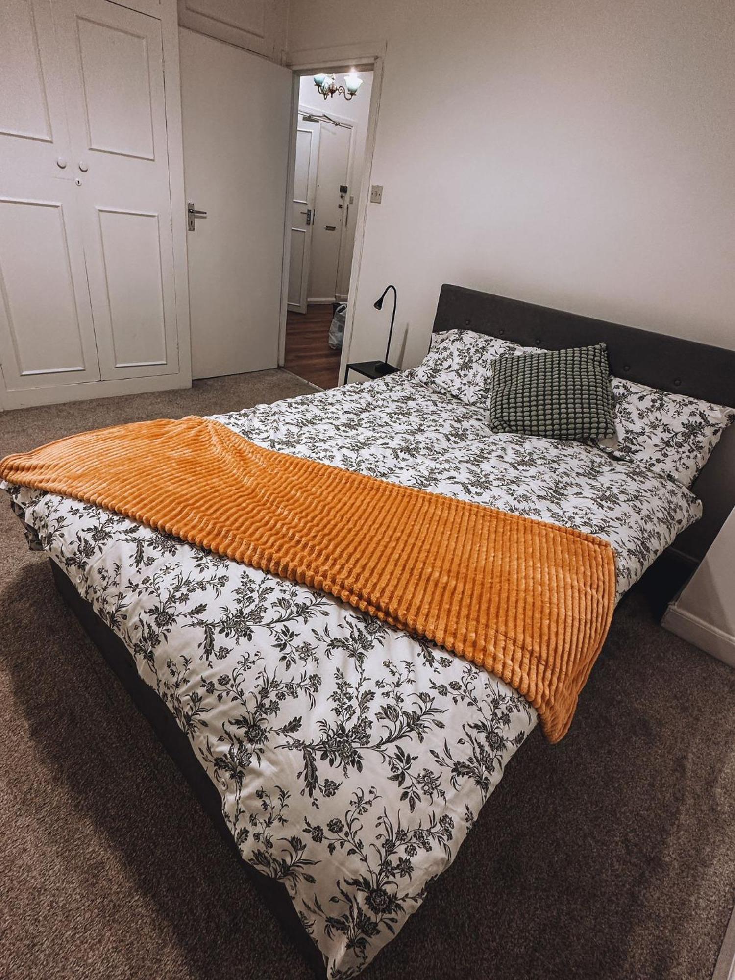 Cosy 2 Bedroom Apartment In Swiss Cottage. Londra Esterno foto