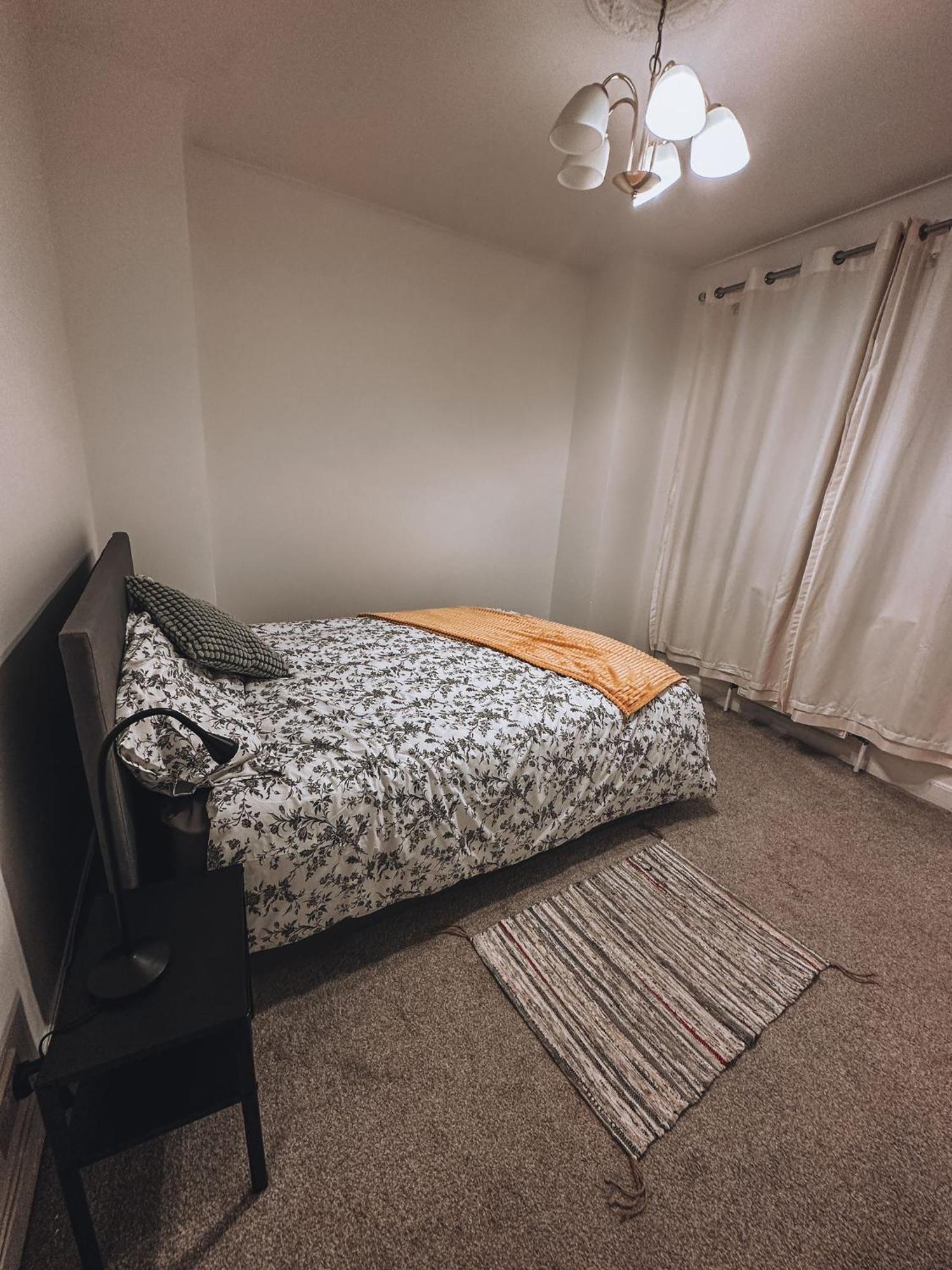 Cosy 2 Bedroom Apartment In Swiss Cottage. Londra Esterno foto